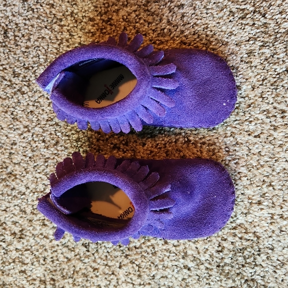 Minnetonka | Leather Fringe Boots - Picture 2 of 7